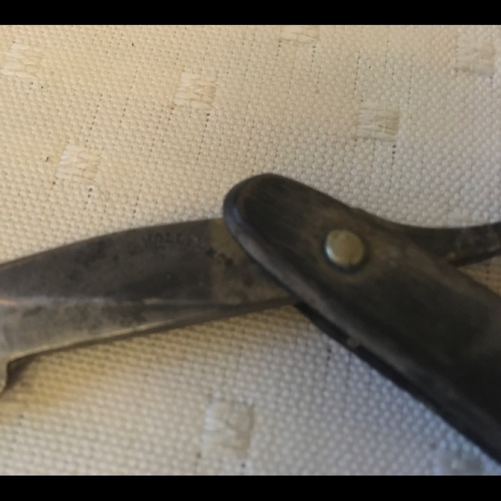 Antique Straight Edge Razor & Case - Picture 6 of 6